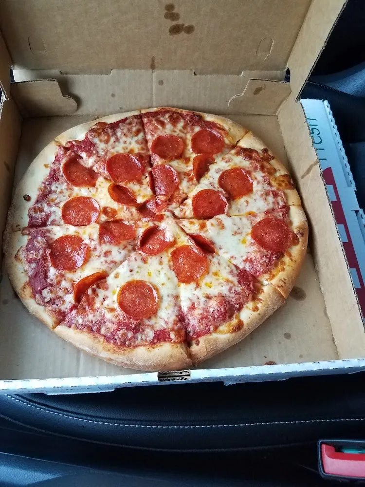 10¨ Personal Pizza with 1 Topping Fries & Coke Can Product